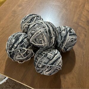 Chenille chunky crochet/knitting yarn
